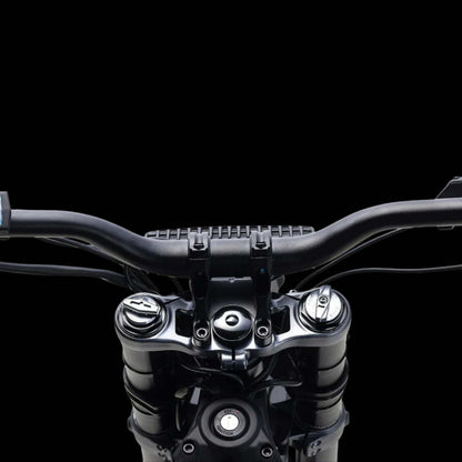 Rerode R1+ 17kW electric dirt bike side view with off-road tires and sleek aluminum frame
