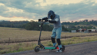 Bolzzen Phoenix 6026 Dual Motor Performance E-Scooter