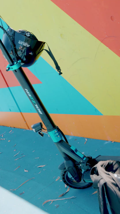 Bolzzen Atom Pro 4813 Long Range Lightweight Commuter E-scooter